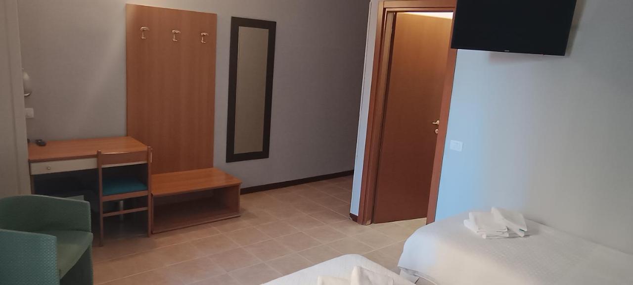 Hotel Nuovo Rondo 세스토 산 지오반니 외부 사진