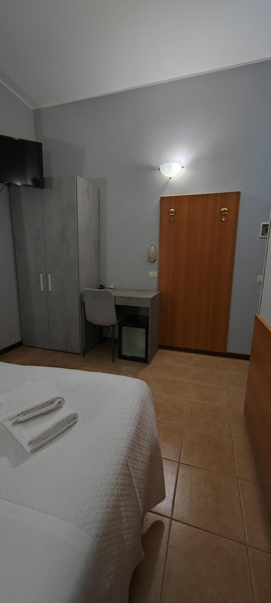 Hotel Nuovo Rondo 세스토 산 지오반니 외부 사진