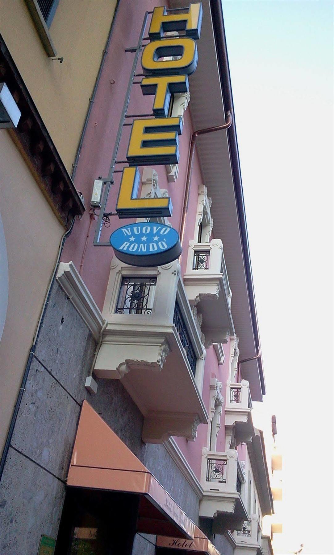 Hotel Nuovo Rondo 세스토 산 지오반니 외부 사진